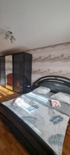 Трёхкомнатные апартаменты - 1