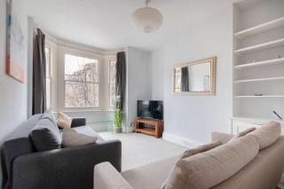 1 bed Clapham Junction apartment - 7