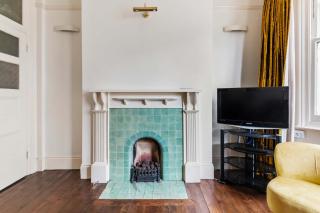 Spacious 1 bed Holborn Apartment - 6