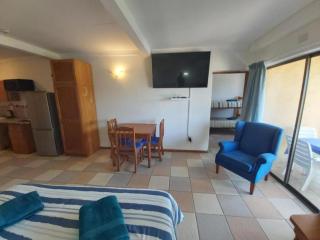 Crayfish Inn no5 - 8
