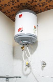 Hotel Eleven Guest House & Restaurant - 1