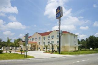 Best Western Cleveland Inn & Suites - Cleveland - 2