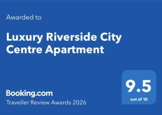 Luxury Riverside City Centre Apartment - York - 9