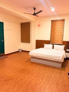 Aetheria Estate Retreat - 4