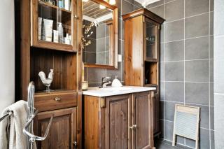 Old Swiss Hotel Charm In Seljestad - 1