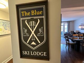 The Blue - Walk to the Village Shuttle & Hot Tub - 1