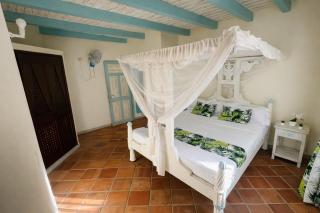 Tropical Courtyard Villa - 3