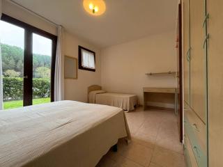 Holiday apartment nestled in a residence with pool - 2