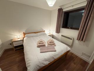 Sandyloch Flat - 1