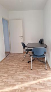 4 Betten Bad WC Ideal für Kurzaufenthalt - 3