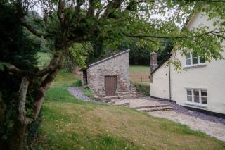 Holwell Farmhouse - 8