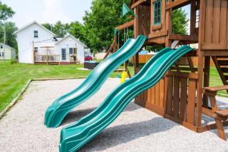 Port Clinton Getaway Near the Beach - 7