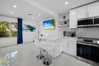 Walkable 1BR Apt near Las Olas - Fast WiFi & AC - 4