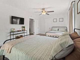 Game Room 7 Min To Downtown CLE - 7