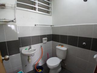 Rumah Tetamu Anisof - 1