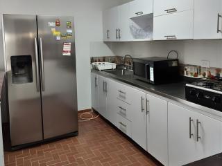 Amplio Apartamento Renovado 150m2 para Familias, Grupos o Delegaciones Deportivas - Estadio Atanasio Girardot - 4