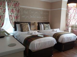 Hooray Henrys Sheringham - 7