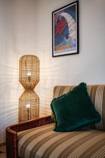 Refined penthouse in front of Osteria Francescana - 3