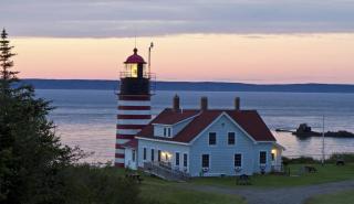 Luxury Waterfront Retreat with Hot Tub Near Acadia - 2