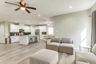 Easy Hwy Access to Dtwn Pet-Friendly Houston Home - 6