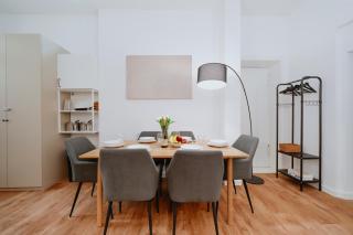 Homely Berlin - Familien & Gruppen, Eigener Eingang, Top Anbindung - 9