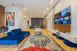 Avenue Montaigne - 4