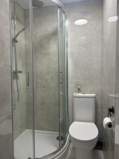 B4 Private ROOM En-Suite, Contractors & Professionals - 4