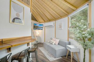 Estelle Luxe-Yurt with private Hot Tub - 6