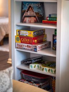 Modern 3Bed Home Near CLE With Private Backyard - 2