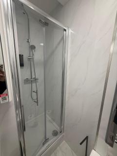 Easy access to central London - 0