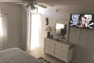 Relaxing Garden Condo Oasis, Heated Pool & Ocean #18 - Marathon - 1