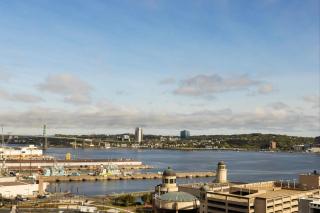 Delta Hotels by Marriott Halifax Downtown - 4