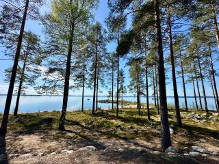 Lakeside Cottages - 3