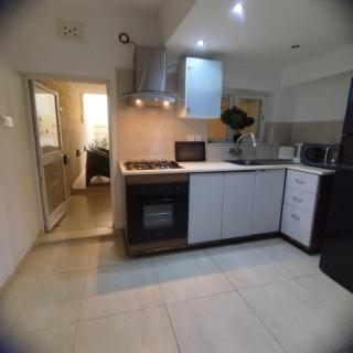 Central Townhouse St Julian's - 6