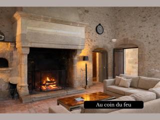 Your Private Castle - 1000 m2 - 5 suites - 40 hectares - 4