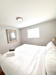 Newly Renovated Home w Garage Near Old Town - 1