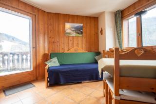 2 bedroom, balcony and parking near Bellevue lift - 7