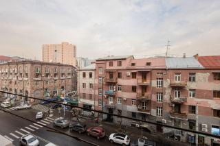 Apartment KeyGo #0227 next to the Opera House - 6