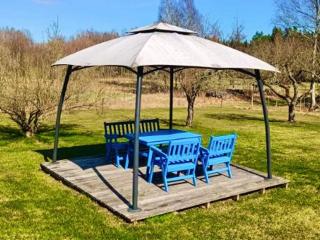 8 person holiday home in HÖGSBY - 8