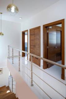 Luxe 3bdrm w private pool by Villa Carmelita - 1