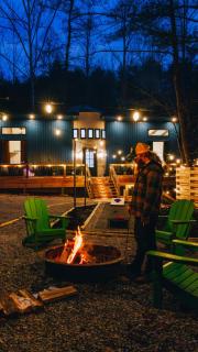 NEW KY Derby Silo w Yard Games and Hot Tub and 3 Kings - 5