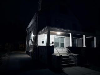 Nona - Private Room 3 with Parking, Desk & Fast WiFi near Yale, Quinnipiac, SCSU & Hospitals - 9