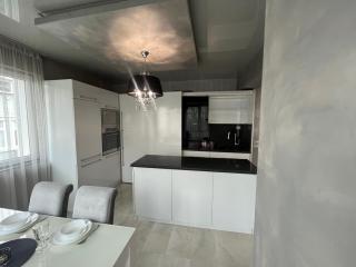 Deja Vu Apartment - 2