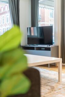 Chic 1BR with Balcony in Gothenburg - Prime Location - 1