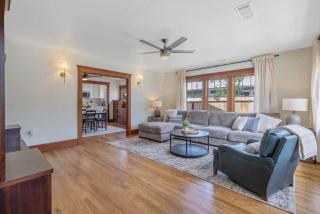 2 bed, 2 bath, historic beauty, walk downtown - 2