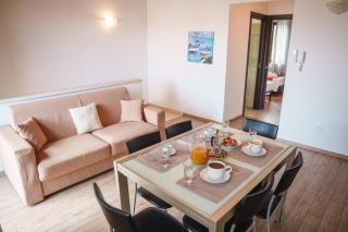 MOLO 24 LUXURY APARTMENT - with FREE Parking just 5 minutes walk from historic center - 1