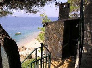 Family House near Beach & Parking - 3