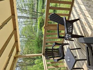 Mobil home confortable avec terrasse pour 6 personnes - API-1-52-1584 - 1