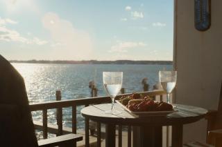Bayfront Bliss Your Waterfront Getaway - 0