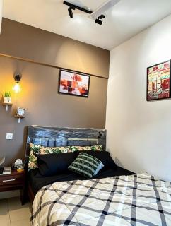 Beachfront 2Bedroom apartment with private balcony - 2